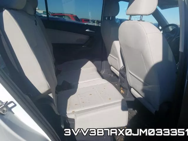 3VV3B7AX0JM033351_6.webp