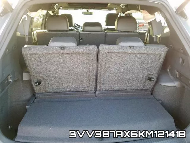 3VV3B7AX6KM121418_9.webp