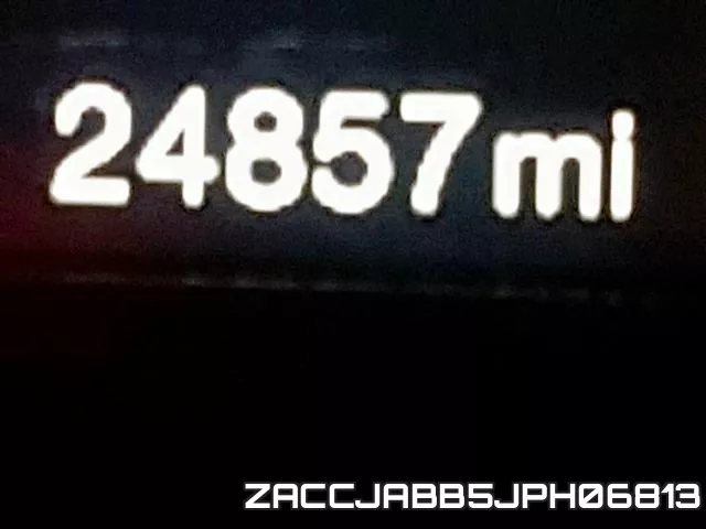 ZACCJABB5JPH06813_8.webp