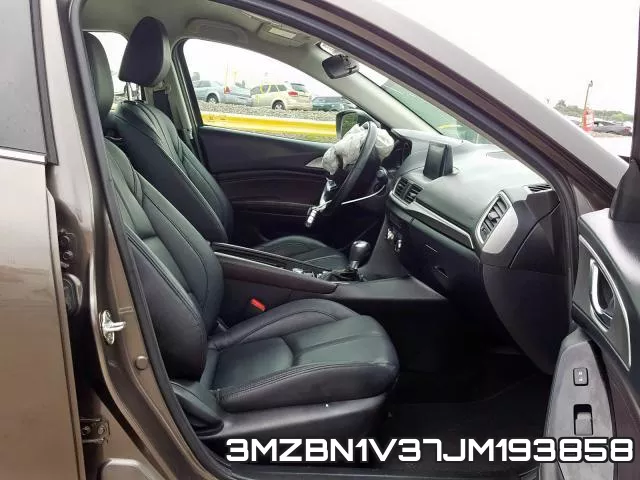 3MZBN1V37JM193858_5.webp