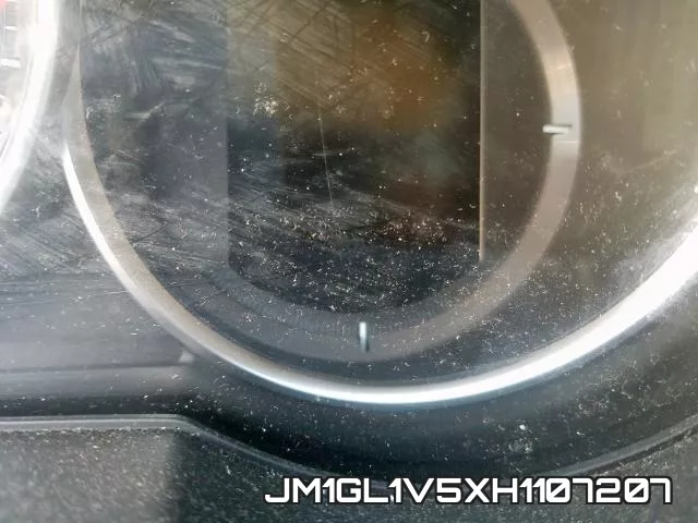 JM1GL1V5XH1107207_8.webp