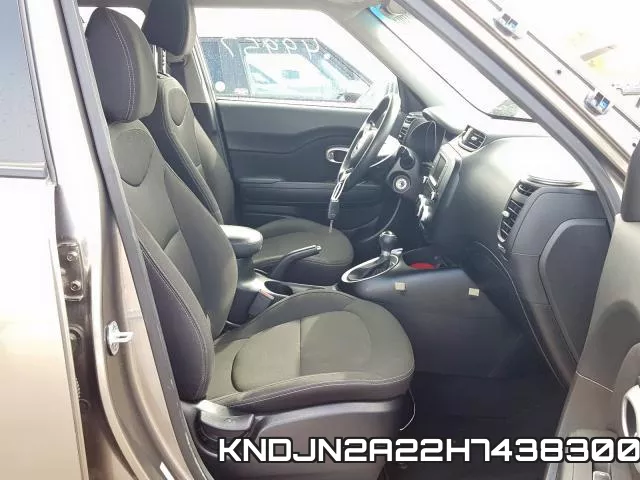 KNDJN2A22H7438300_5.webp