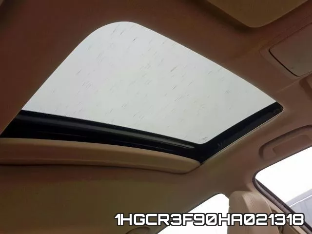 1HGCR3F90HA021318_9.webp
