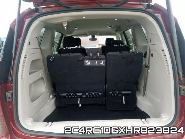 2C4RC1DGXHR823824_9.webp