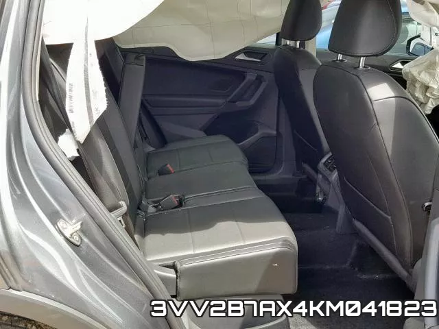 3VV2B7AX4KM041823_6.webp