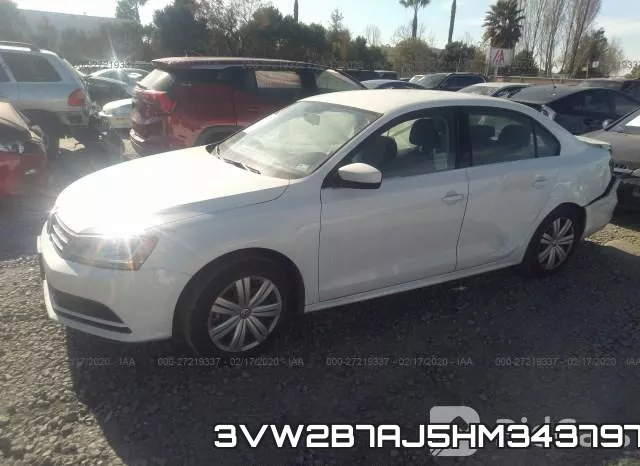 3VW2B7AJ5HM343797_2.webp