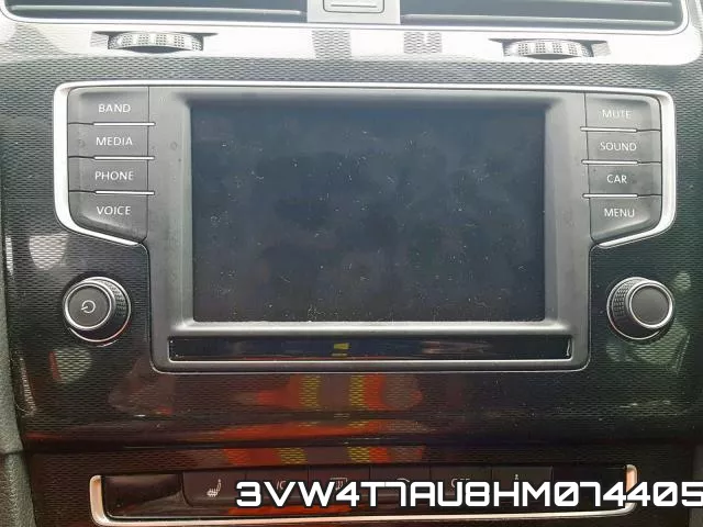 3VW4T7AU8HM074405_9.webp
