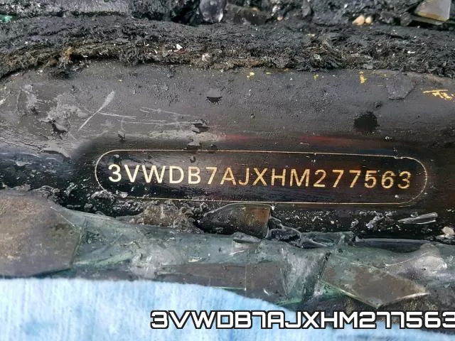 3VWDB7AJXHM277563_10.webp