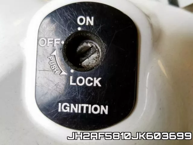 JH2AF5810JK603699_9.webp