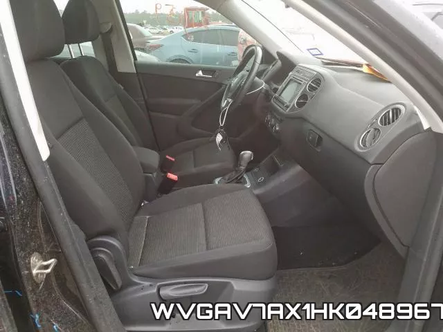 WVGAV7AX1HK048967_5.webp