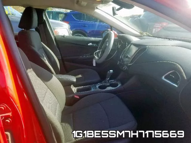 1G1BE5SM7H7175669_5.webp