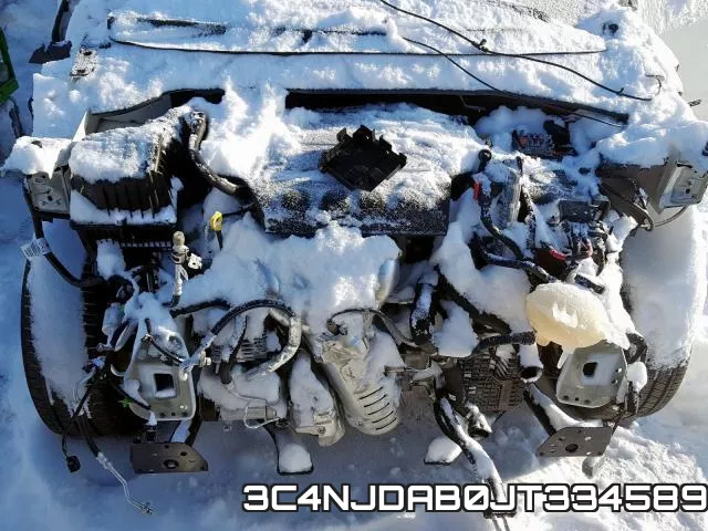 3C4NJDAB0JT334589_7.webp