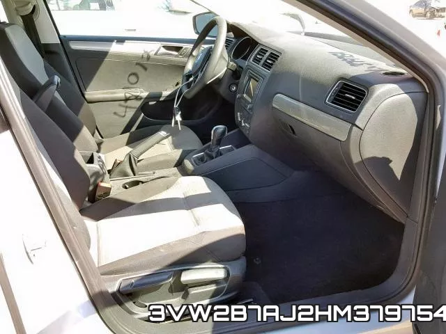 3VW2B7AJ2HM379754