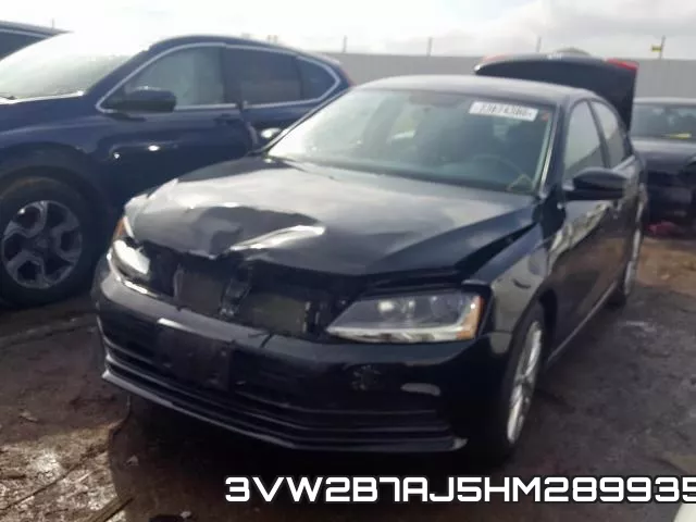 3VW2B7AJ5HM289935_2.webp