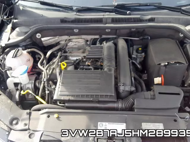 3VW2B7AJ5HM289935_7.webp