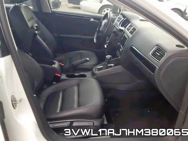 3VWL17AJ7HM380065_5.webp