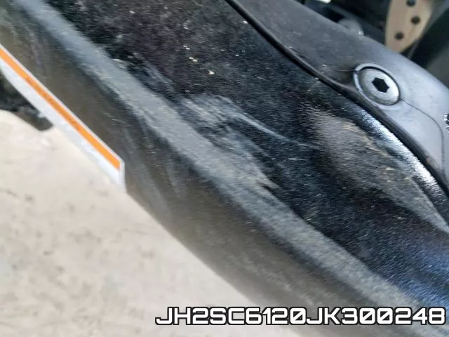 JH2SC6120JK300248_9.webp