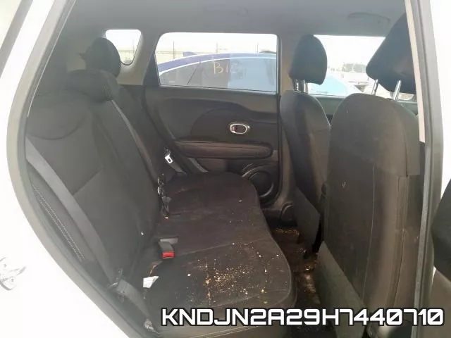 KNDJN2A29H7440710_6.webp