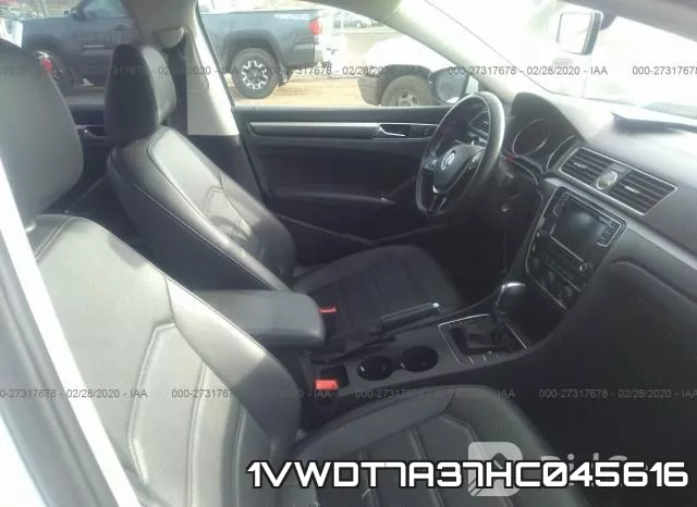 1VWDT7A37HC045616_5.webp