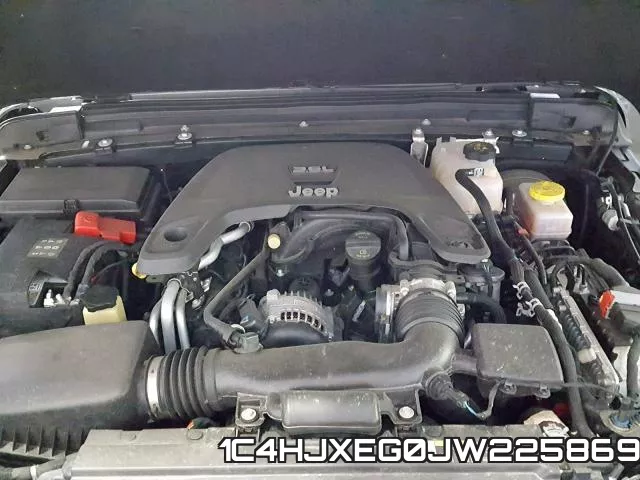 1C4HJXEG0JW225869_7.webp