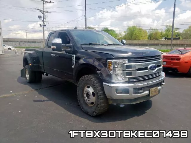 1FT8X3DT8KEC07438_1.webp