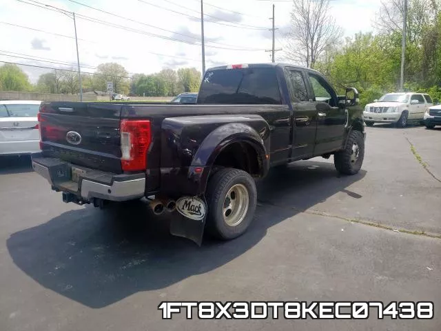 1FT8X3DT8KEC07438_4.webp