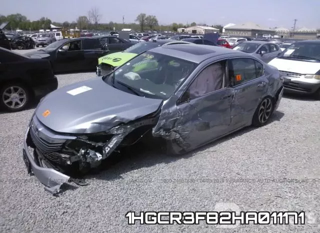 1HGCR3F82HA011171_2.webp