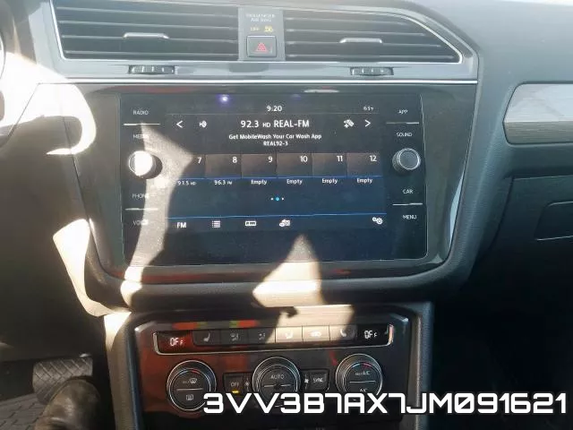 3VV3B7AX7JM091621_9.webp