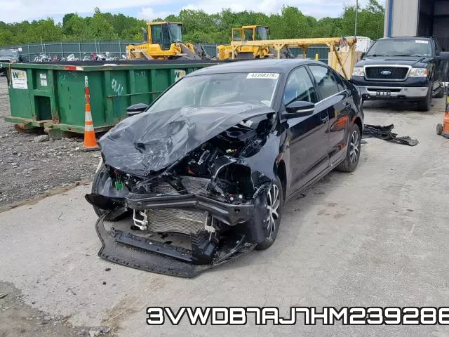 3VWDB7AJ7HM239286_2.webp
