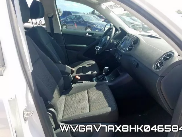 WVGAV7AX8HK046584_5.webp