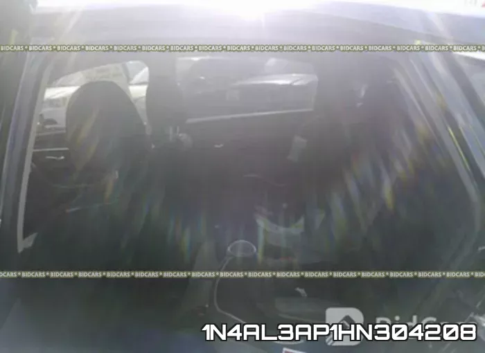 1N4AL3AP1HN304208