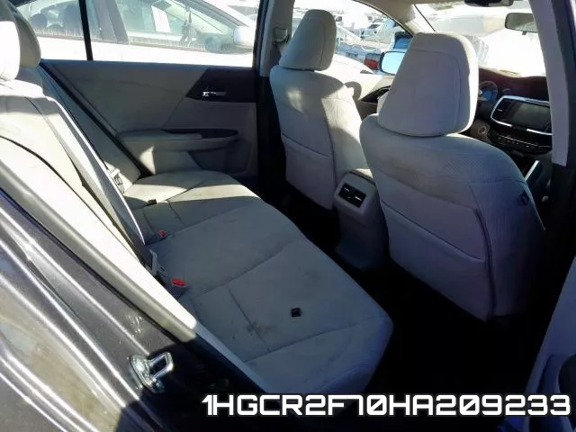 1HGCR2F70HA209233_6.webp