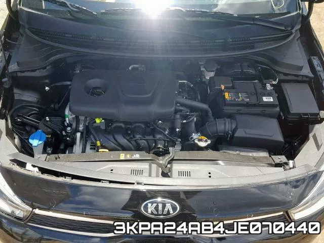 3KPA24AB4JE070440_7.webp