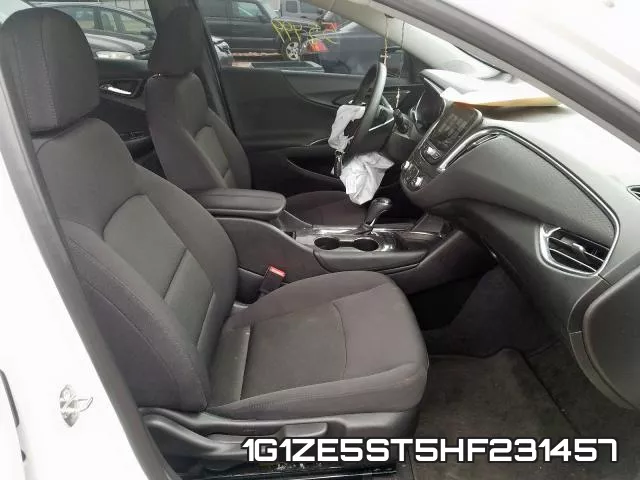 1G1ZE5ST5HF231457_5.webp