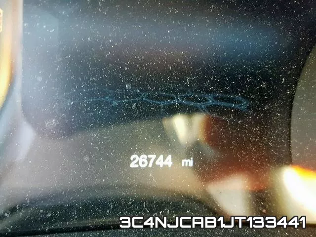 3C4NJCAB1JT133441_8.webp