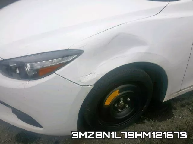 3MZBN1L79HM121673_9.webp