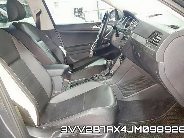 3VV2B7AX4JM098926_5.webp
