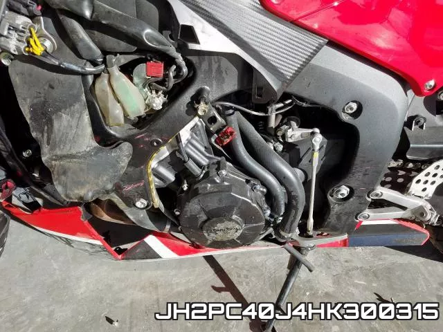 JH2PC40J4HK300315_7.webp