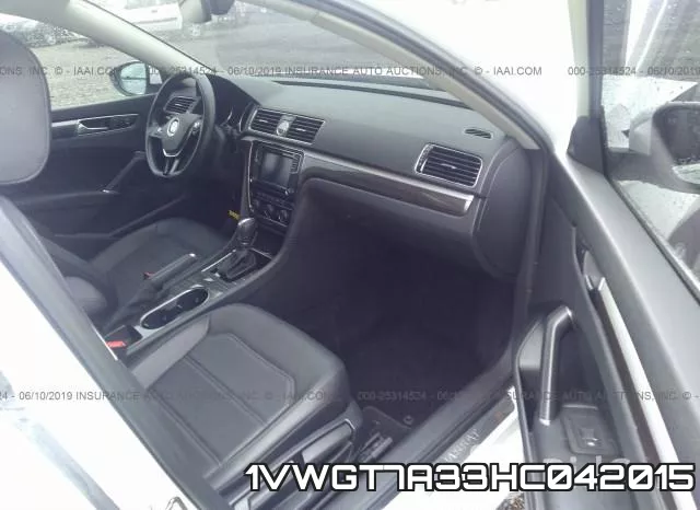 1VWGT7A33HC042015_5.webp