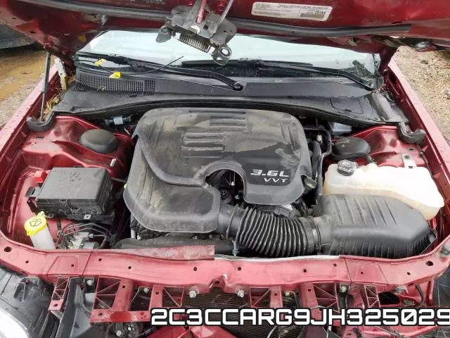 2C3CCARG9JH325029_7.webp