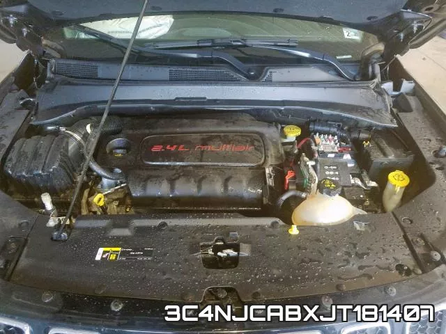 3C4NJCABXJT181407_7.webp