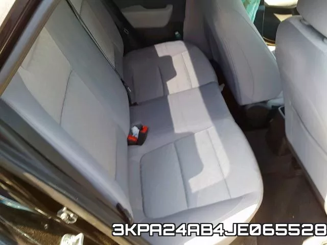 3KPA24AB4JE065528_6.webp