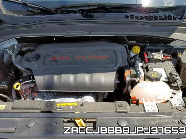 ZACCJBBB8JPJ37653_7.webp