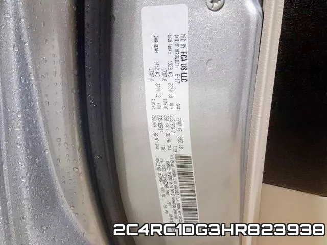 2C4RC1DG3HR823938_10.webp