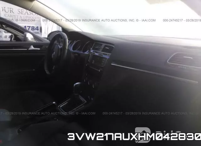 3VW217AUXHM042830_5.webp