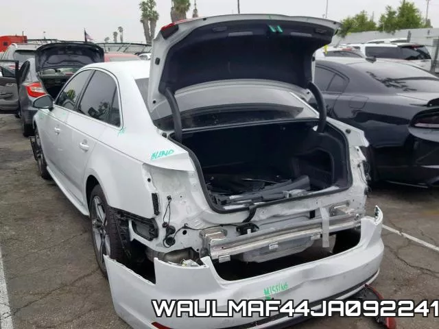 WAULMAF44JA092241_3.webp