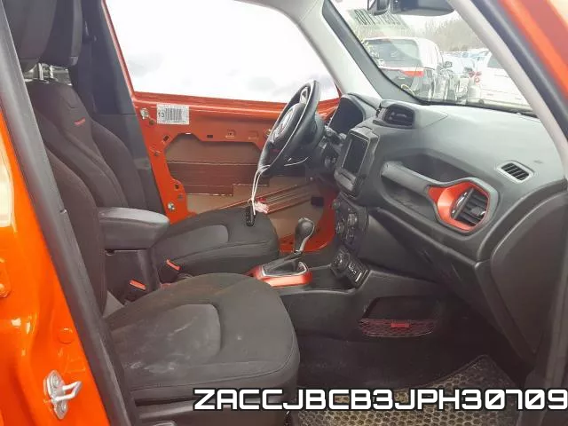 ZACCJBCB3JPH30709_5.webp