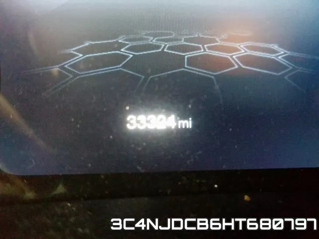3C4NJDCB6HT680797_8.webp