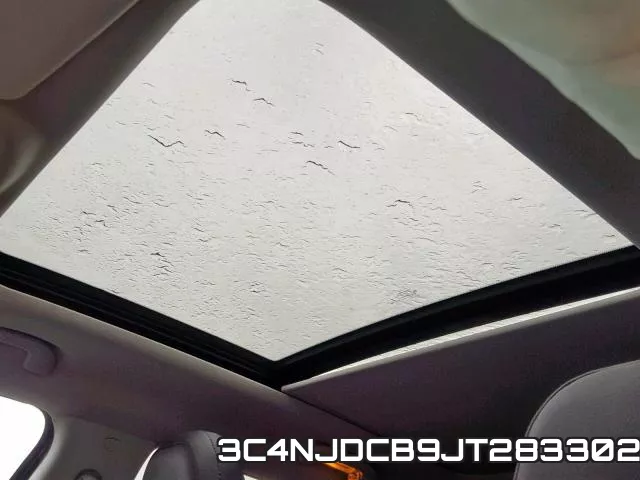 3C4NJDCB9JT283302_9.webp