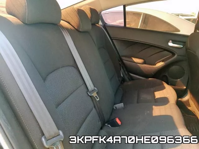 3KPFK4A70HE096366_6.webp